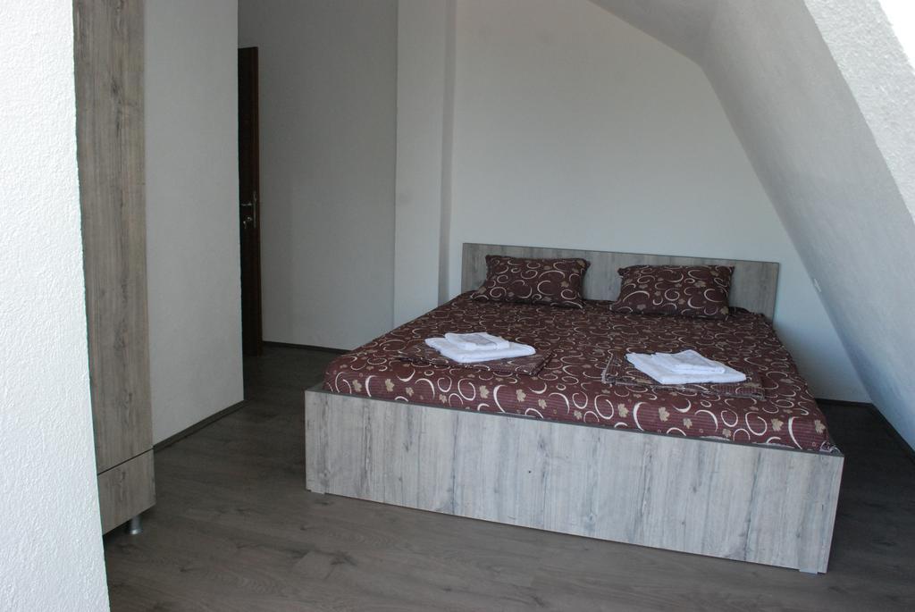 Madzar Apartments Dojran Exterior photo